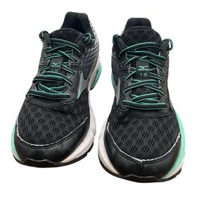 Mizuno Wave 18 Women's Black Athletic Running Shoes size 7‎